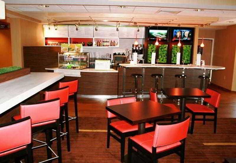 Courtyard By Marriott Τράβερς Σίτι Εξωτερικό φωτογραφία