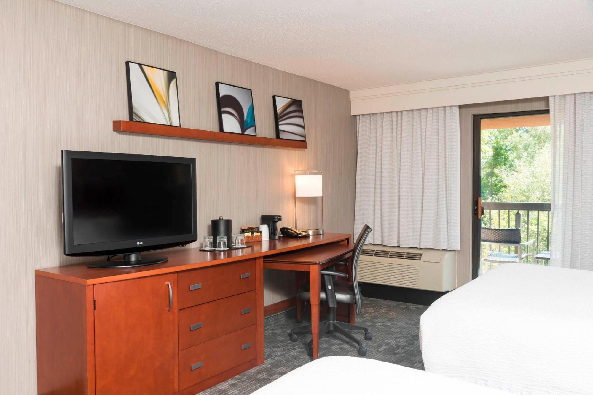 Courtyard By Marriott Τράβερς Σίτι Εξωτερικό φωτογραφία