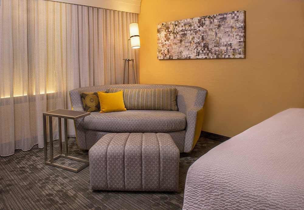 Courtyard By Marriott Τράβερς Σίτι Εξωτερικό φωτογραφία